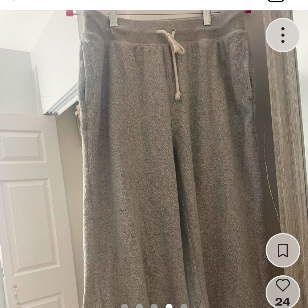 Aerie sweats!